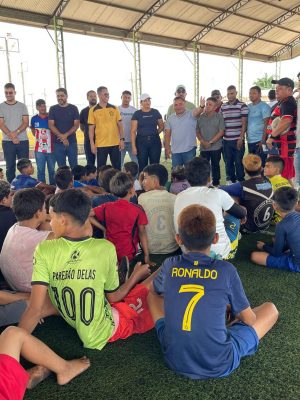 A Secretaria de Estado do Desporto e Lazer (Sedel) realizou, neste final de semana, uma visita técnica aos municípios de Manaquiri e Careiro Castanho. A iniciativa visa identificar demandas, fomentar a ampliação do acesso às práticas esportivas para a população, incentivo ao estilo de vida ativo e combate ao sedentarismo.
