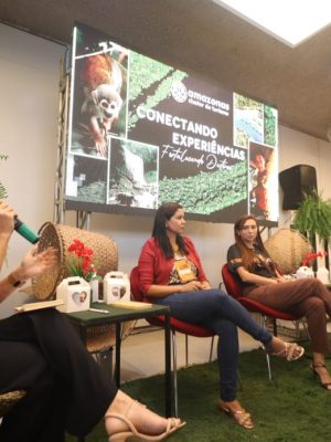 O Governo do Amazonas, por meio da Empresa Estadual de Turismo do Amazonas (Amazonastur), promoveu uma roda de conversa sobre os desafios e oportunidades do turismo no interior do estado, como parte da programação do 3º Festival Amazonas de Turismo, que se encerrou no sábado (17/05). O encontro contou com a participação das secretarias de Turismo dos municípios de Careiro Castanho, Novo Airão e Parintins.
